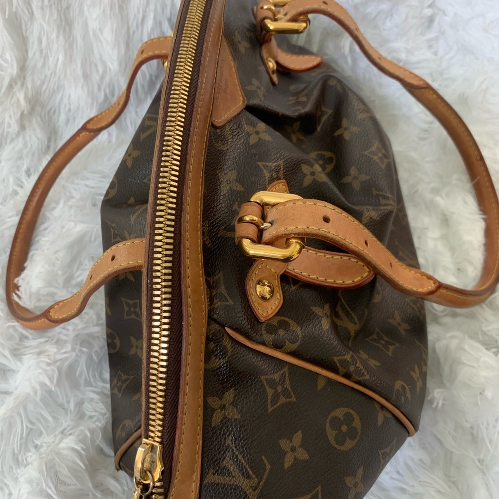 Louis Vuitton Tivoli GM Handbag - Picture 2 of 15